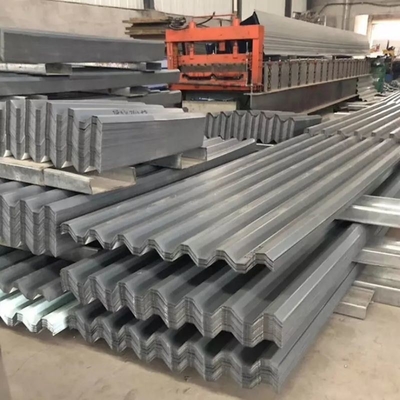 Fogli di copertura galvanizzati in metallo ondulato a larghezza personalizzata con tolleranza e materiale dell'1%