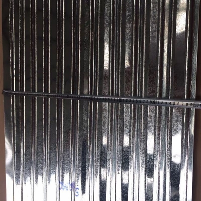 0.12-1.2mm foglio ondulato 30-150g pannello di tetto galvanizzato a caldo con personalizzazione