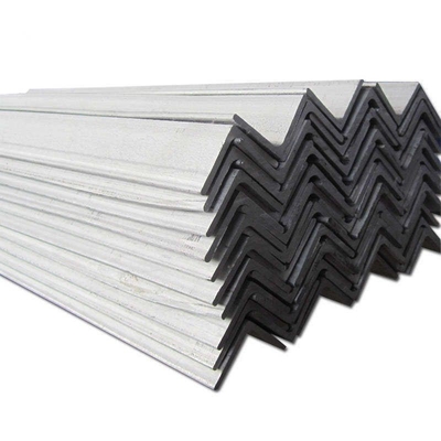 Q235 Ss400 A36 Acciaio galvanizzato angoli laminato a caldo/freddo spessore 3-20 mm lunghezza su misura
