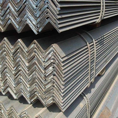 Q235 Ss400 A36 Acciaio galvanizzato angoli laminato a caldo/freddo spessore 3-20 mm lunghezza su misura