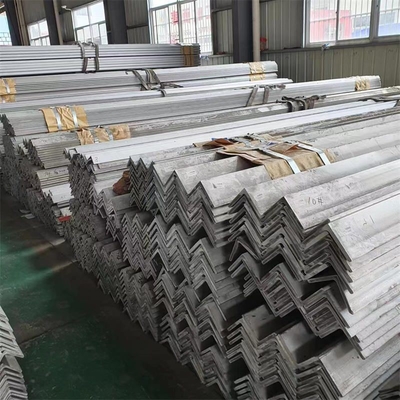 A36/Q235/S235jr/Ss400 Acciaio galvanizzato ad angolo uguale per larghezza personalizzata e termine EXW