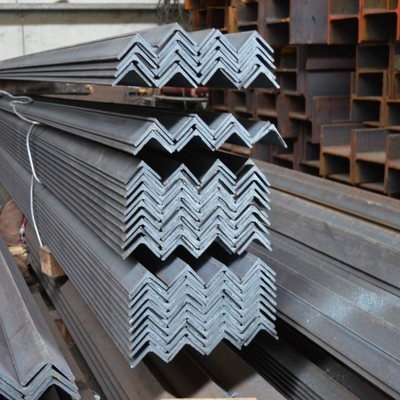 Ricerca personalizzata Spessore personalizzato 3-20mm Bar di acciaio galvanizzato con fori angolo ferro
