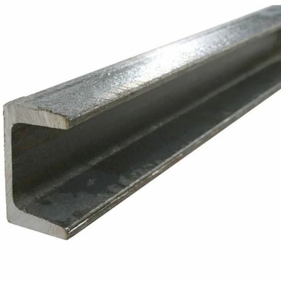 40-550 mm di acciaio laminato a caldo A36 S235JR Q235 SS400 acciaio galvanizzato U Beam Channel