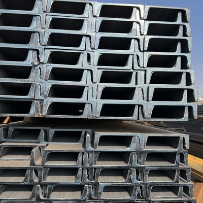 Materiale di carbonio galvanizzato in acciaio a canale C laminato a caldo a forma di U con larghezza 40-550 mm
