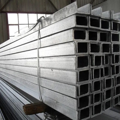 Canali di acciaio al carbonio laminati a caldo / a freddo JIS GB ASTM En DIN per consegna immediata