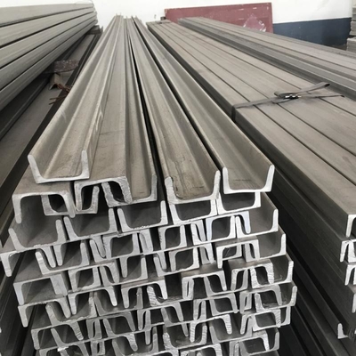 Profili di galvanizzazione a caldo per la costruzione non perforati lunghezza 5-12 m