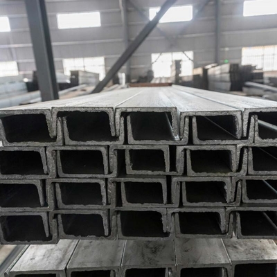 BS Standard 5-12m Lunghezza ASTM A36 Acciaio Galvanizzato C Canale per edifici industriali