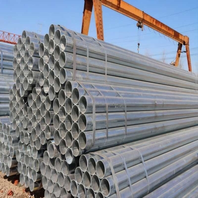 Tubo di acciaio galvanizzato laminato a caldo tubo di acciaio senza saldatura Q235 Q355 S235jr S275jr Ss400 St37