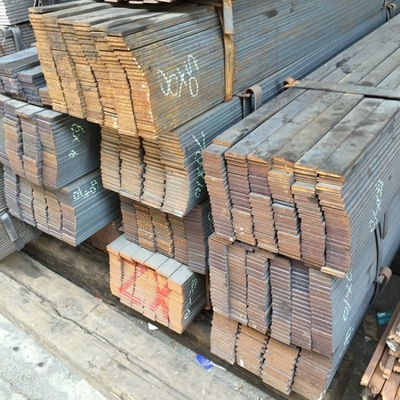 En8 C45 S45c Barre di acciaio solide quadrate piatte rettangolari speciali per la fabbricazione di utensili e matrici