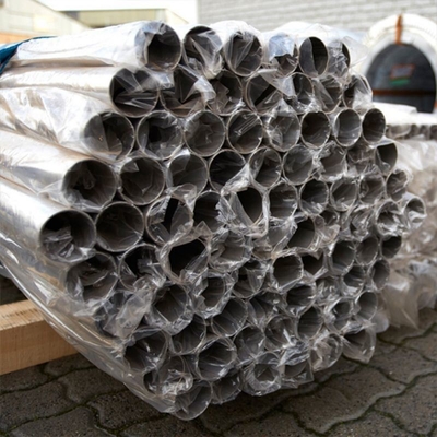 Tubo in acciaio inossidabile ASTM A270 A554 SS304 316L 316 310S 440 1.4301 321 904L 201 Tubo quadrato inossidabile Ss tubo senza cuciture